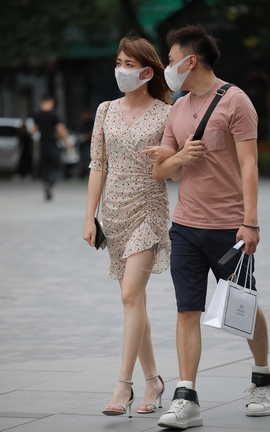 精选街拍作品 NO.0646 四九城嘎子街拍作品 高跟女友_丽丝库