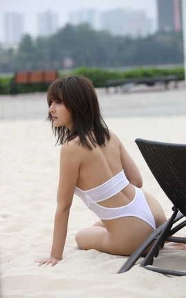 精选街拍作品 NO.1027 辉辉街拍作品 沙滩比基尼倩影 part2_丽丝库