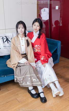 袜啵啵BoBoSocks NO.400 奶油甜甜圈-两双高跟鞋、白棉袜、肉丝_丽丝库