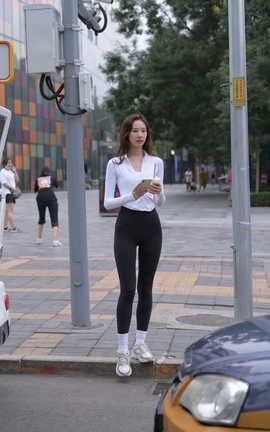 精选街拍作品 NO.1378 一只麋鹿摄影作品 黑色瑜伽裤运动系高挑美女 part1_丽丝库