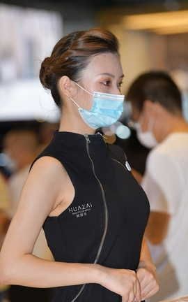 精选街拍作品 NO.1016 摄神街拍作品 2020 7 25成都国际车展_丽丝库