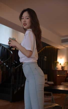 精选街拍作品 NO.1041 魂魂模拍作品 又遇一字马 part6_丽丝库