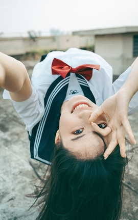 贰加六 放学快乐 蓝月谷少女_丽丝库