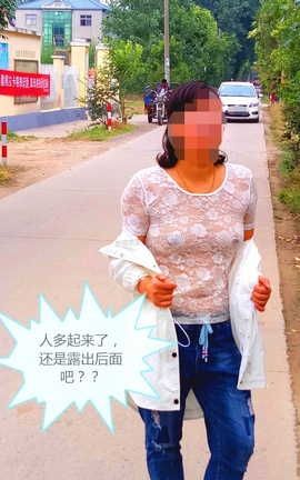 爱露出全站付费资源-户外人前 老婆白天大街凸点