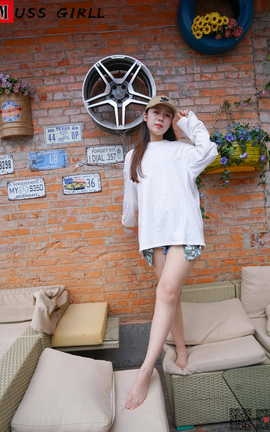 慕丝女郎MussGirl NO.188 沙发牛仔热裤肉丝_丽丝库